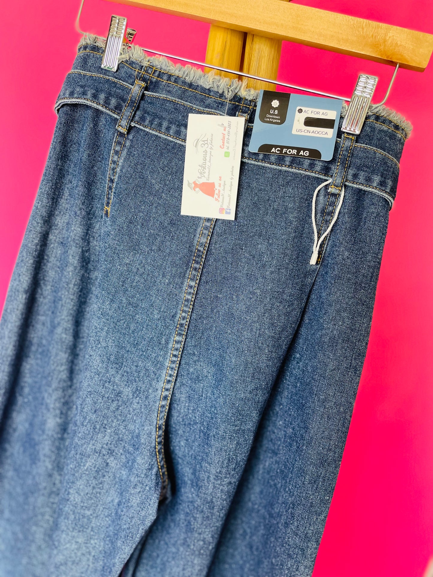 Belted jeans
