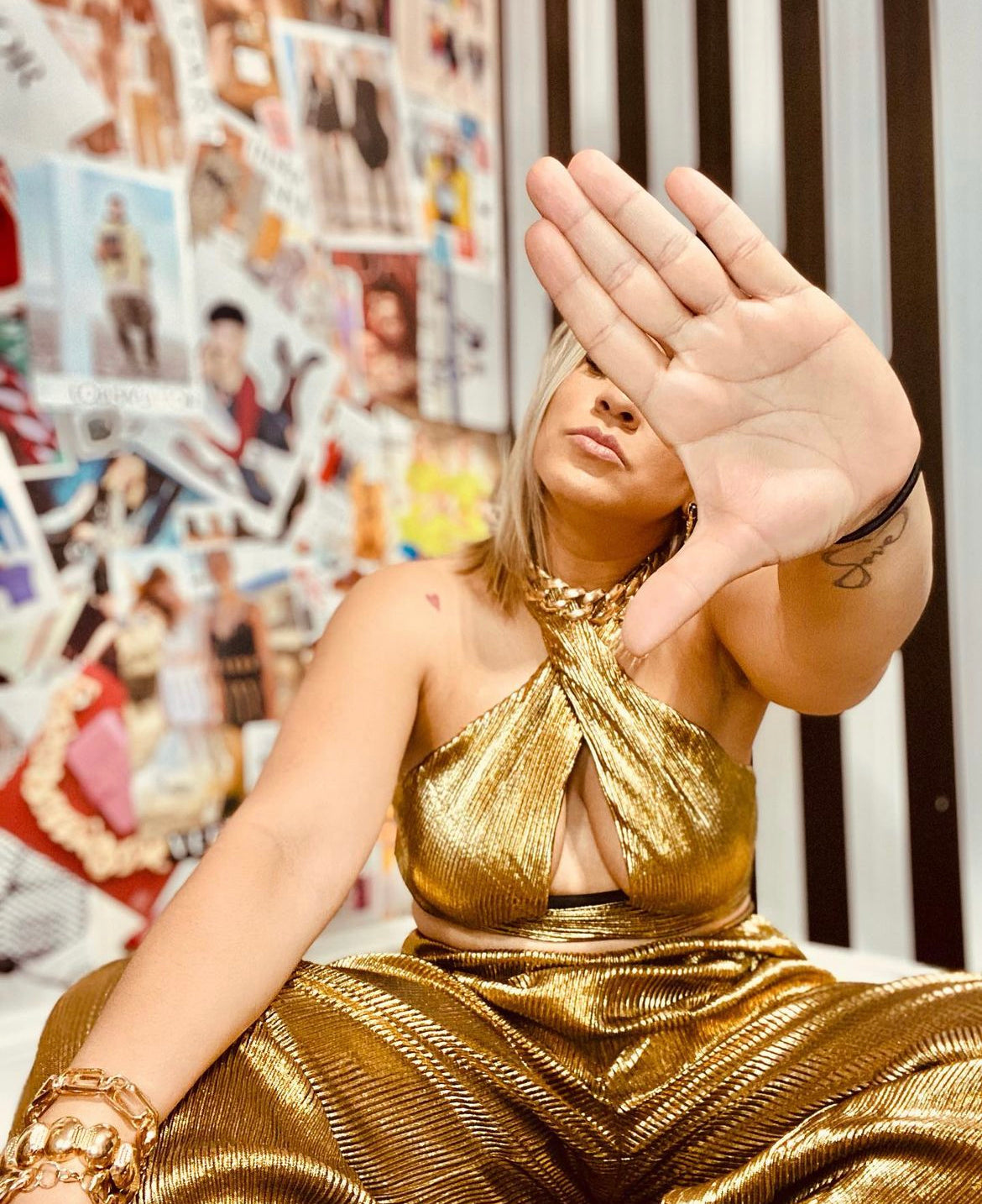 Golden girl set